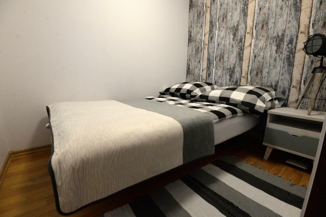 Apartament Columbus Apartment Устшики Долне Екстериор снимка