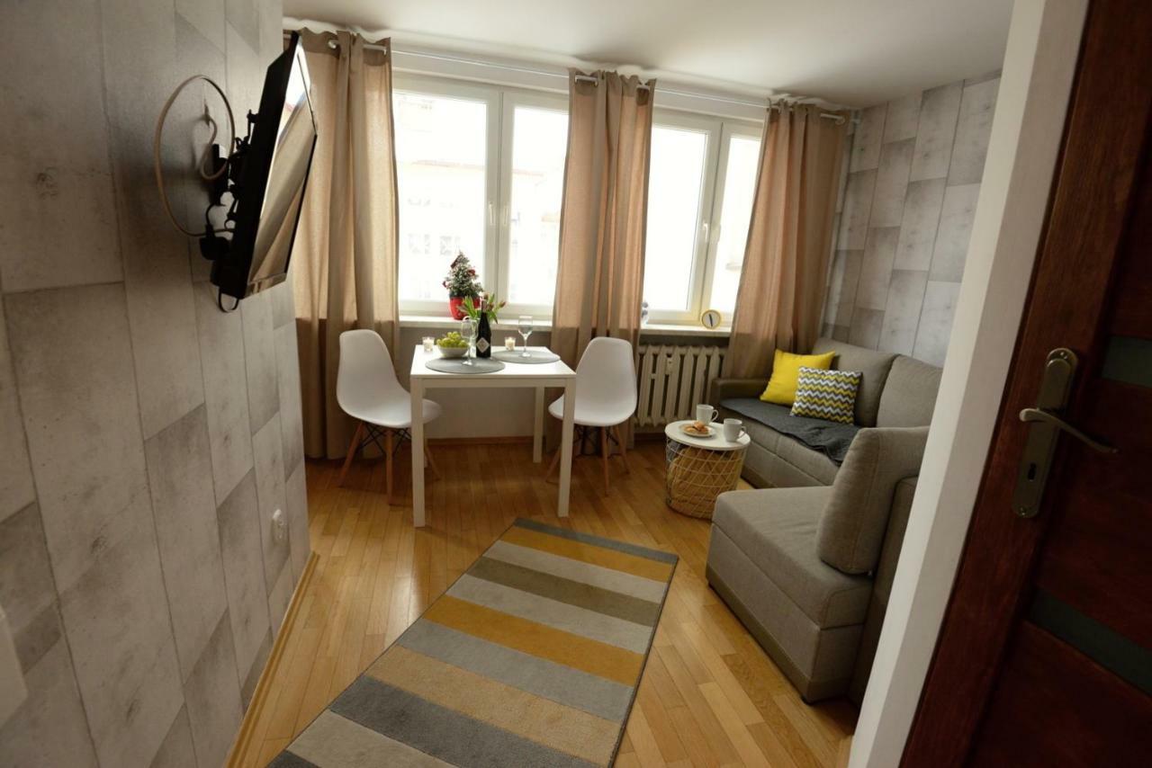 Apartament Columbus Apartment Устшики Долне Екстериор снимка