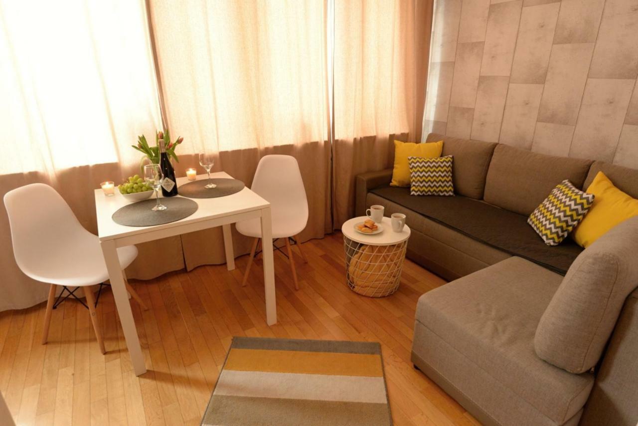 Apartament Columbus Apartment Устшики Долне Екстериор снимка